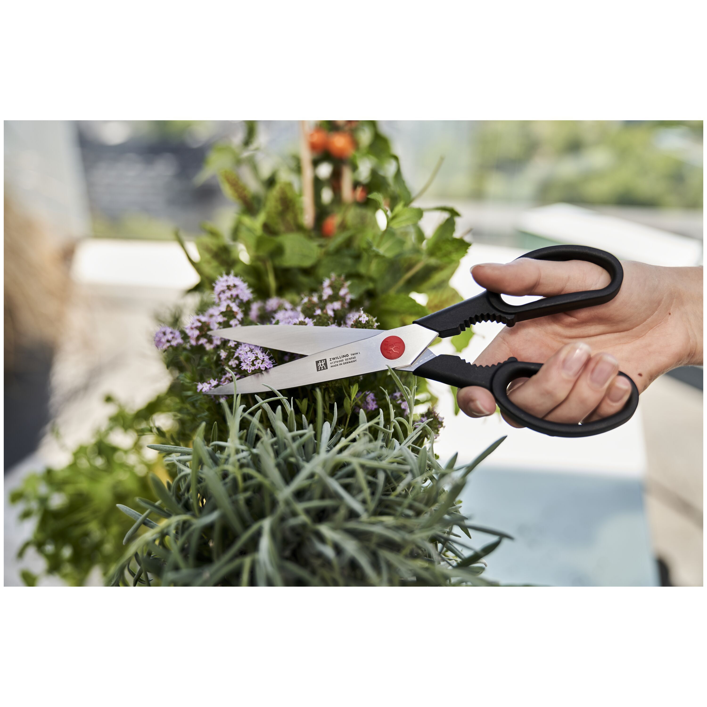 Stainless steel Multi-purpose shears black