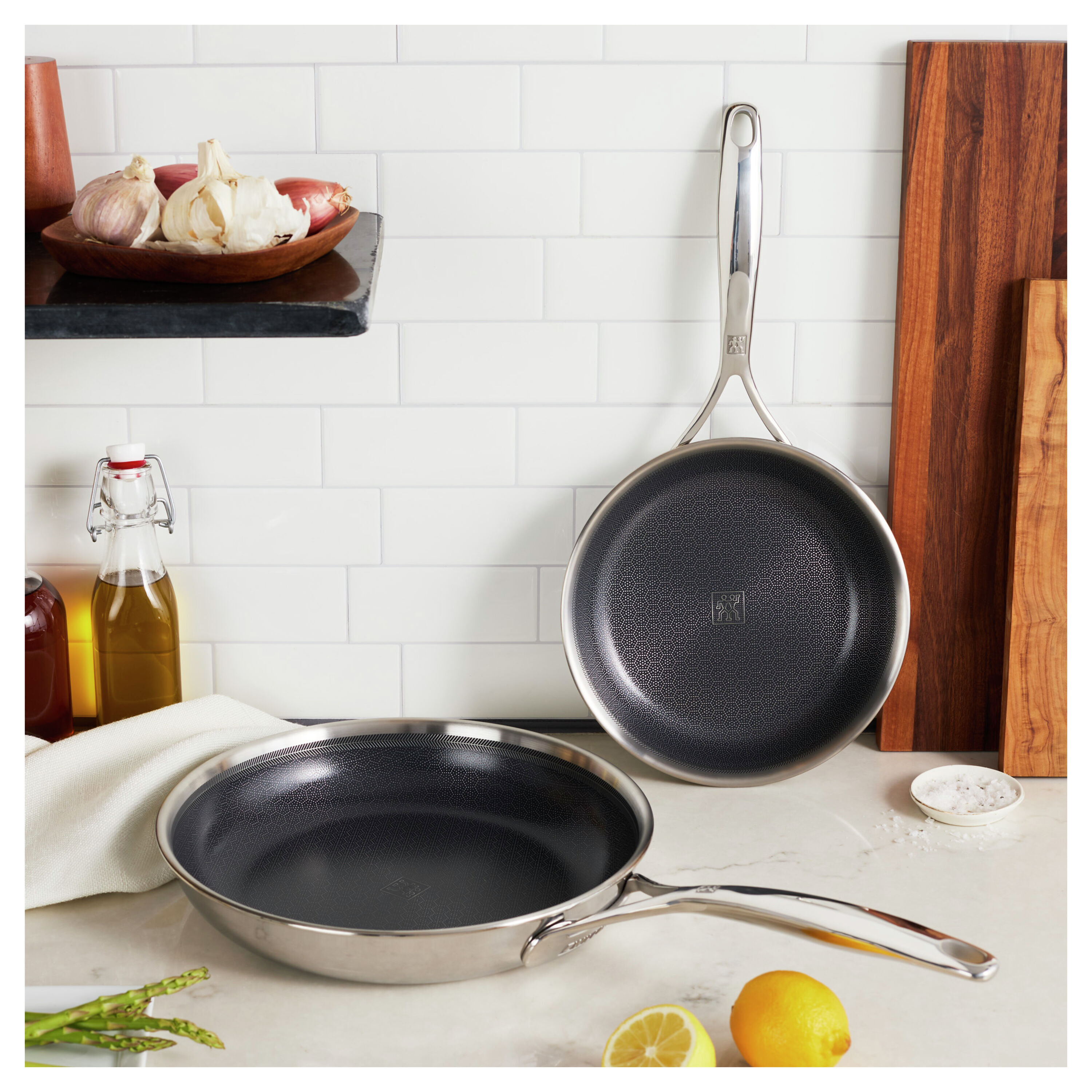 2-pcs 18/10 Stainless Steel Frying pan set silver