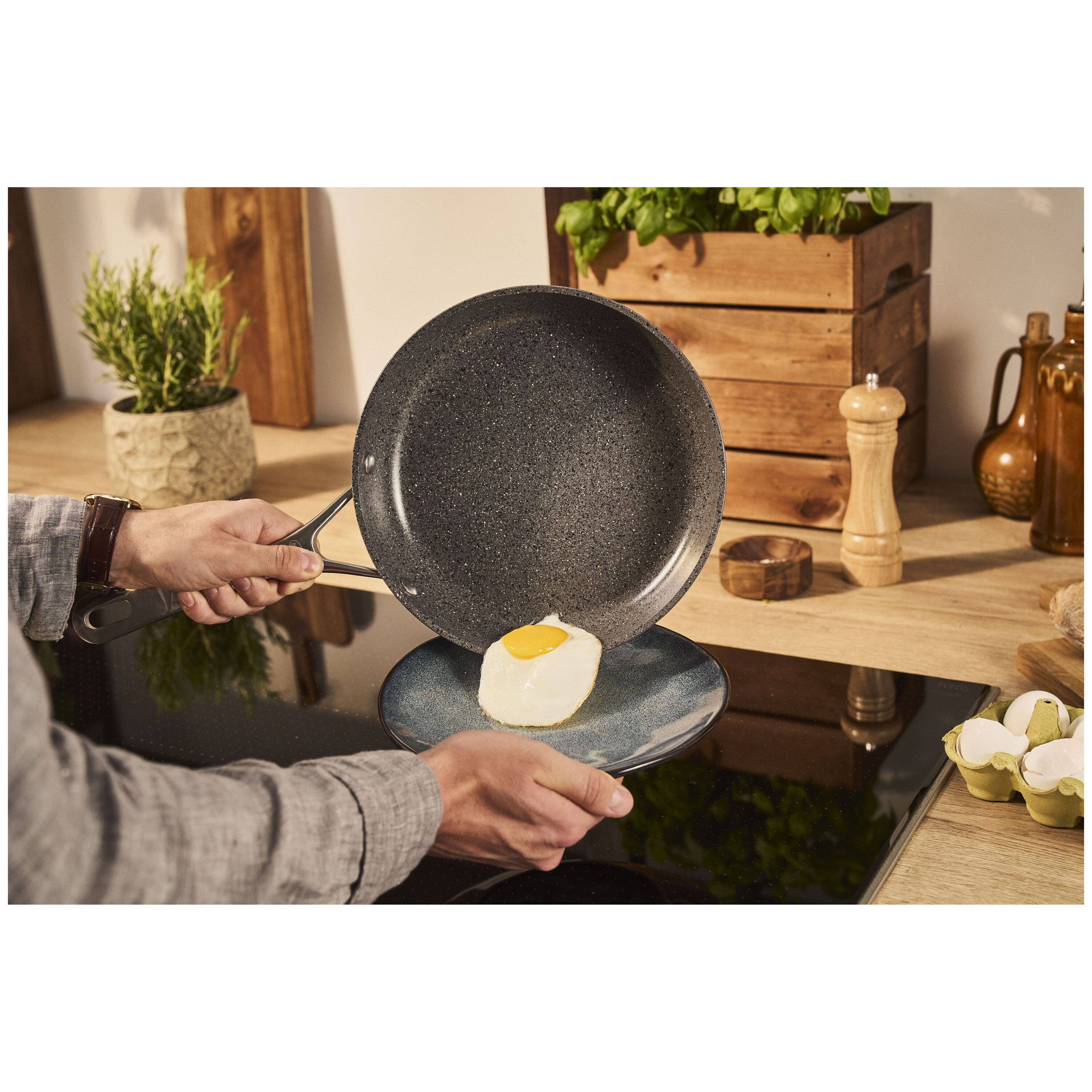 Frying pan, 20 cm, Aluminium, Titanium-reinforced ceramic non-stick coating