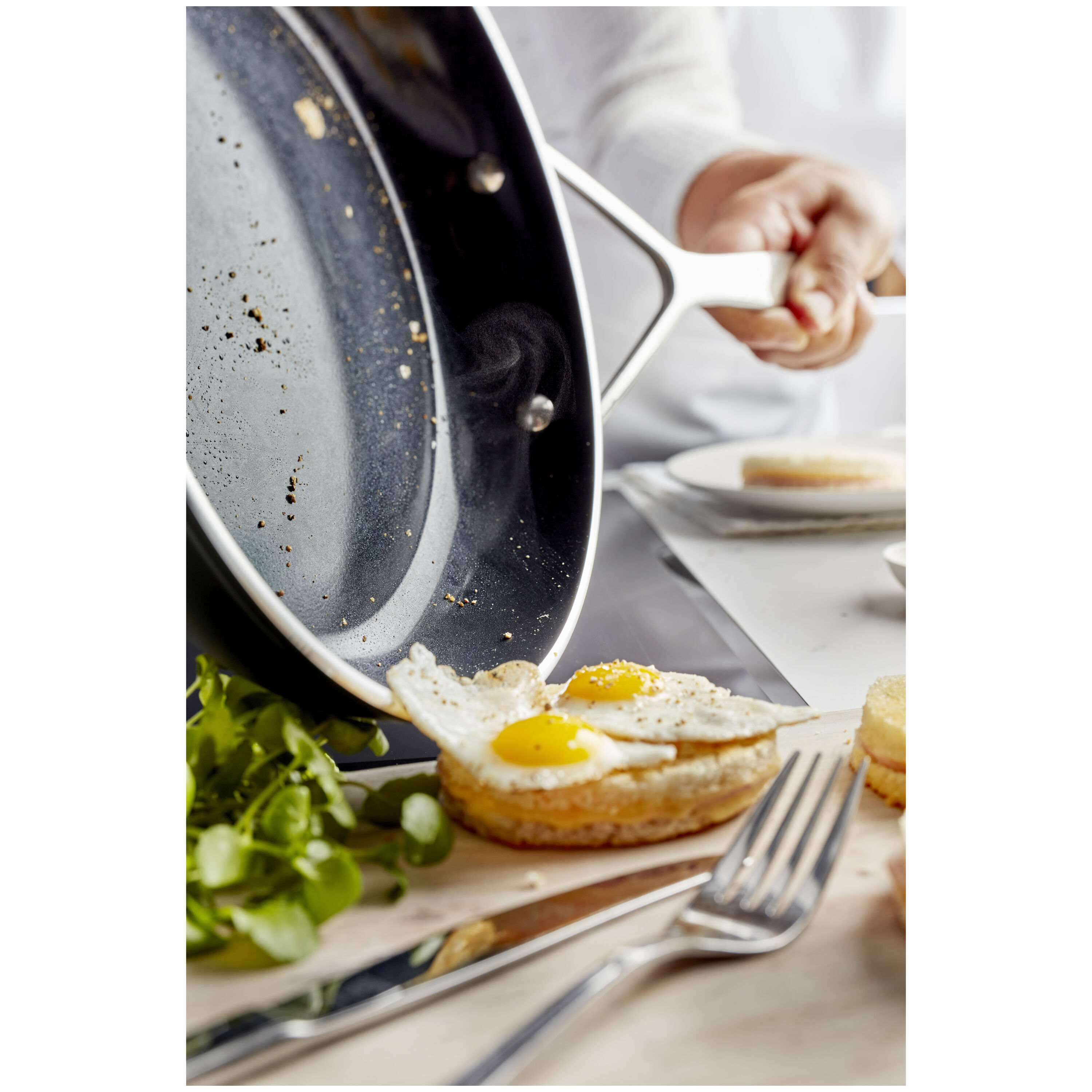 20 cm Aluminium Frying pan black