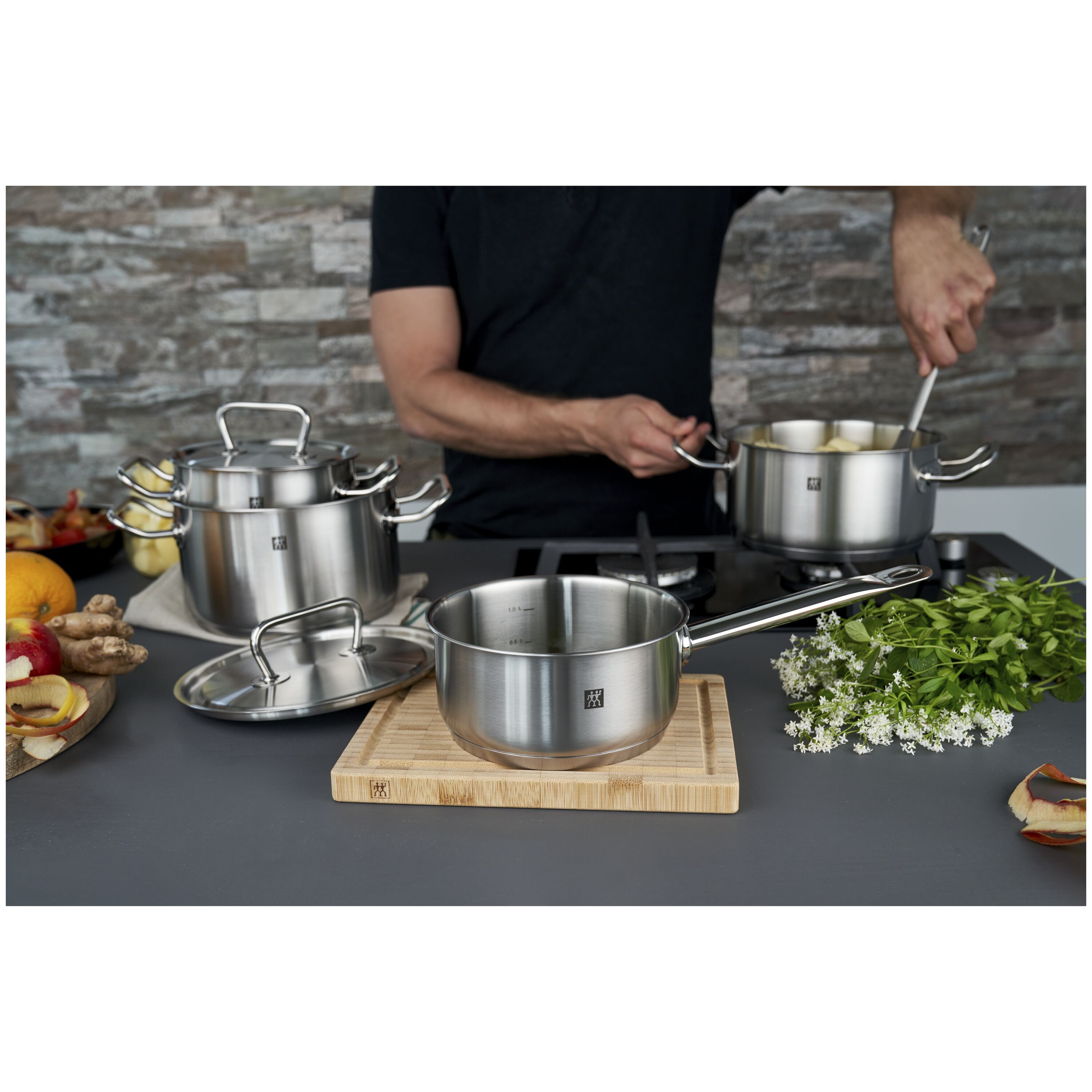 4-pcs 18/10 Stainless Steel Pot set silver