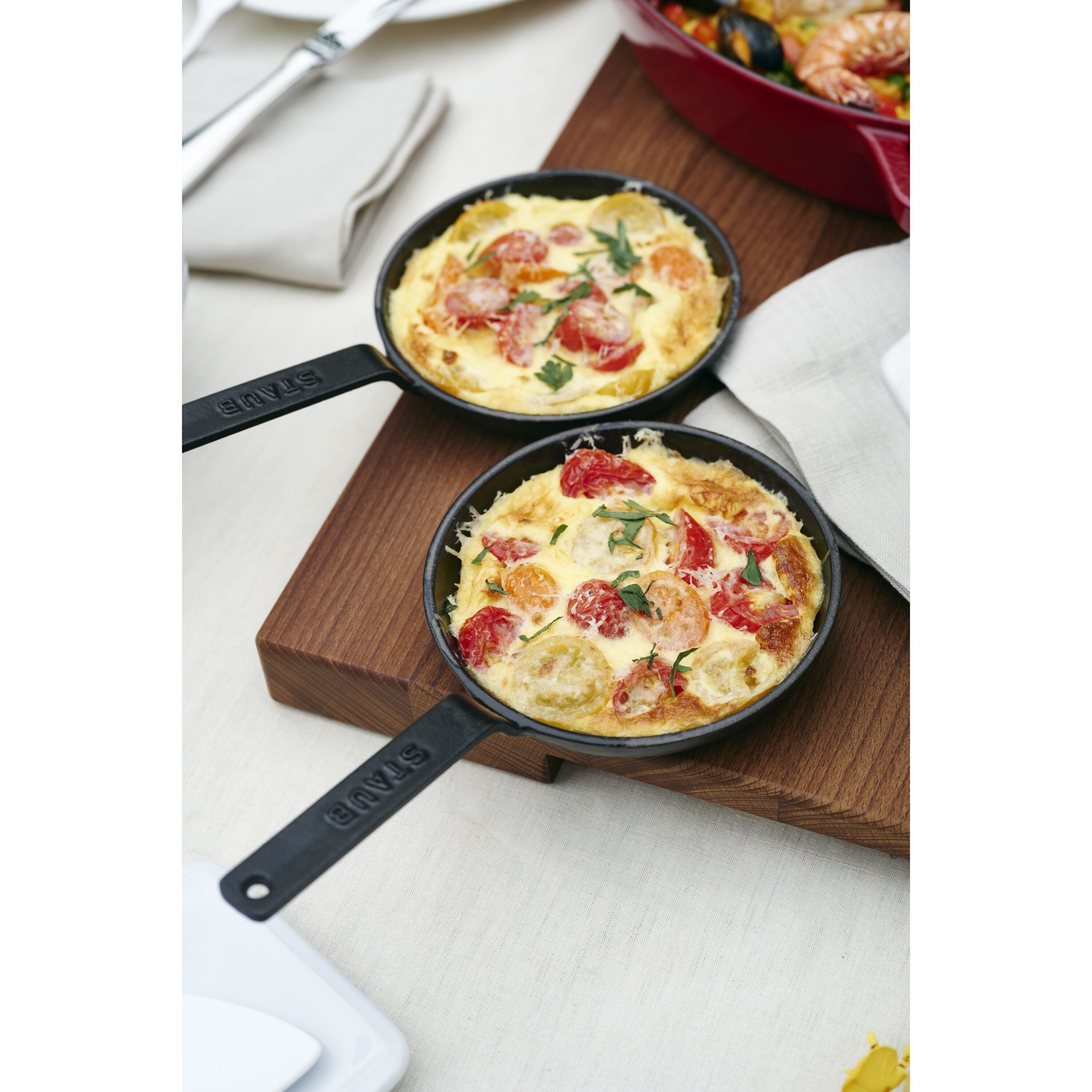 12 cm Cast iron Frying pan black