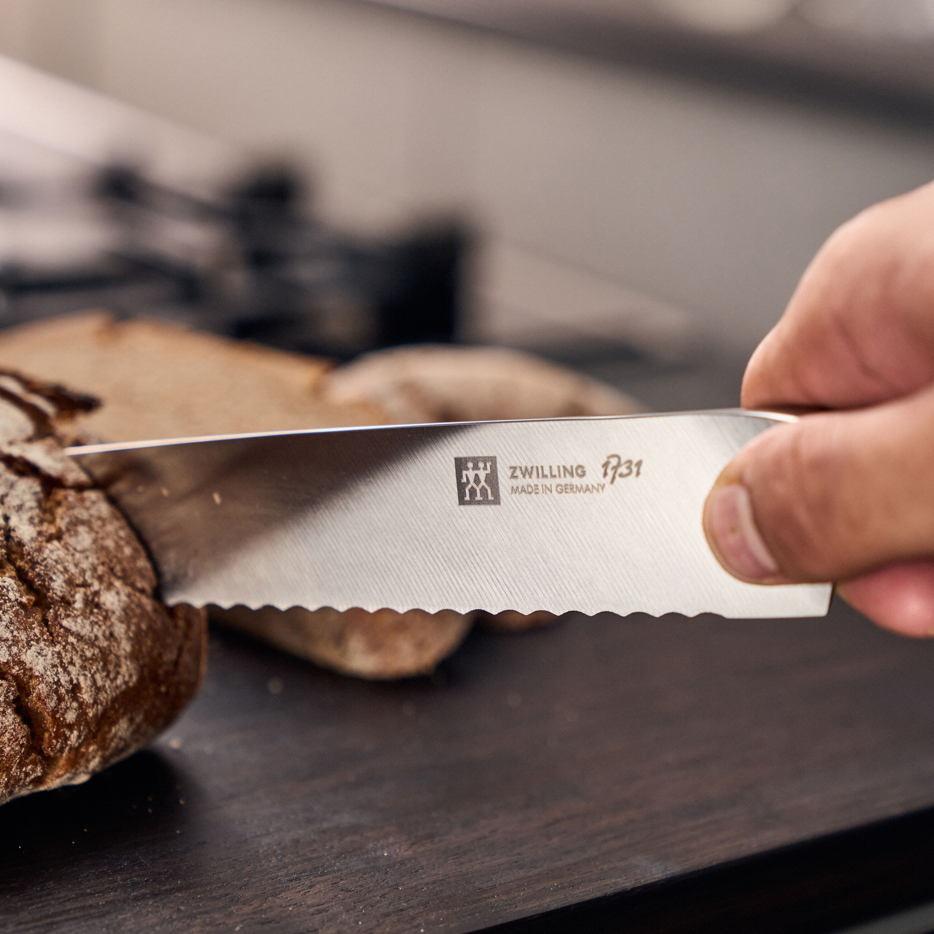20 cm Bread knife