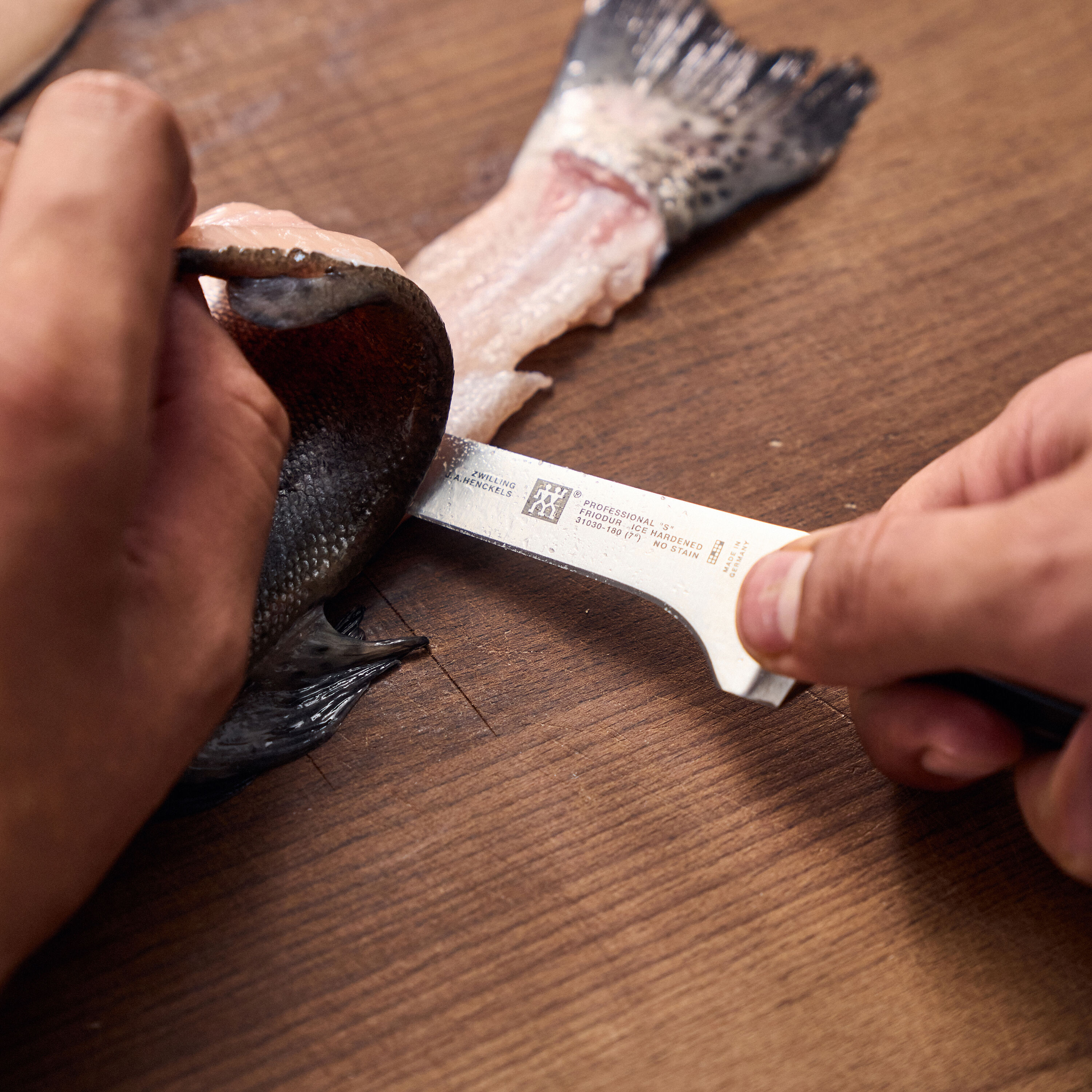 18 cm Filleting knife