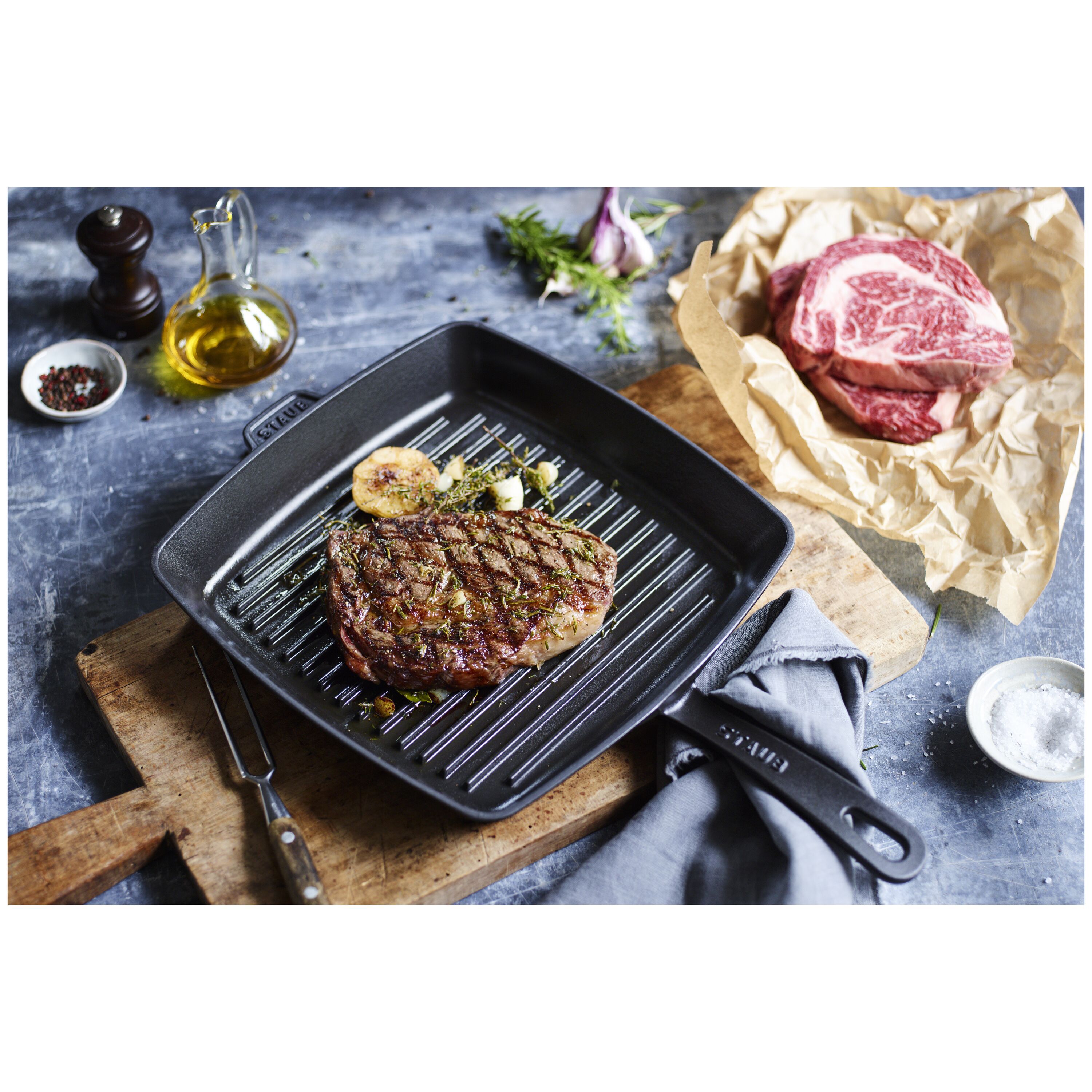 30 cm square Cast iron American grill black