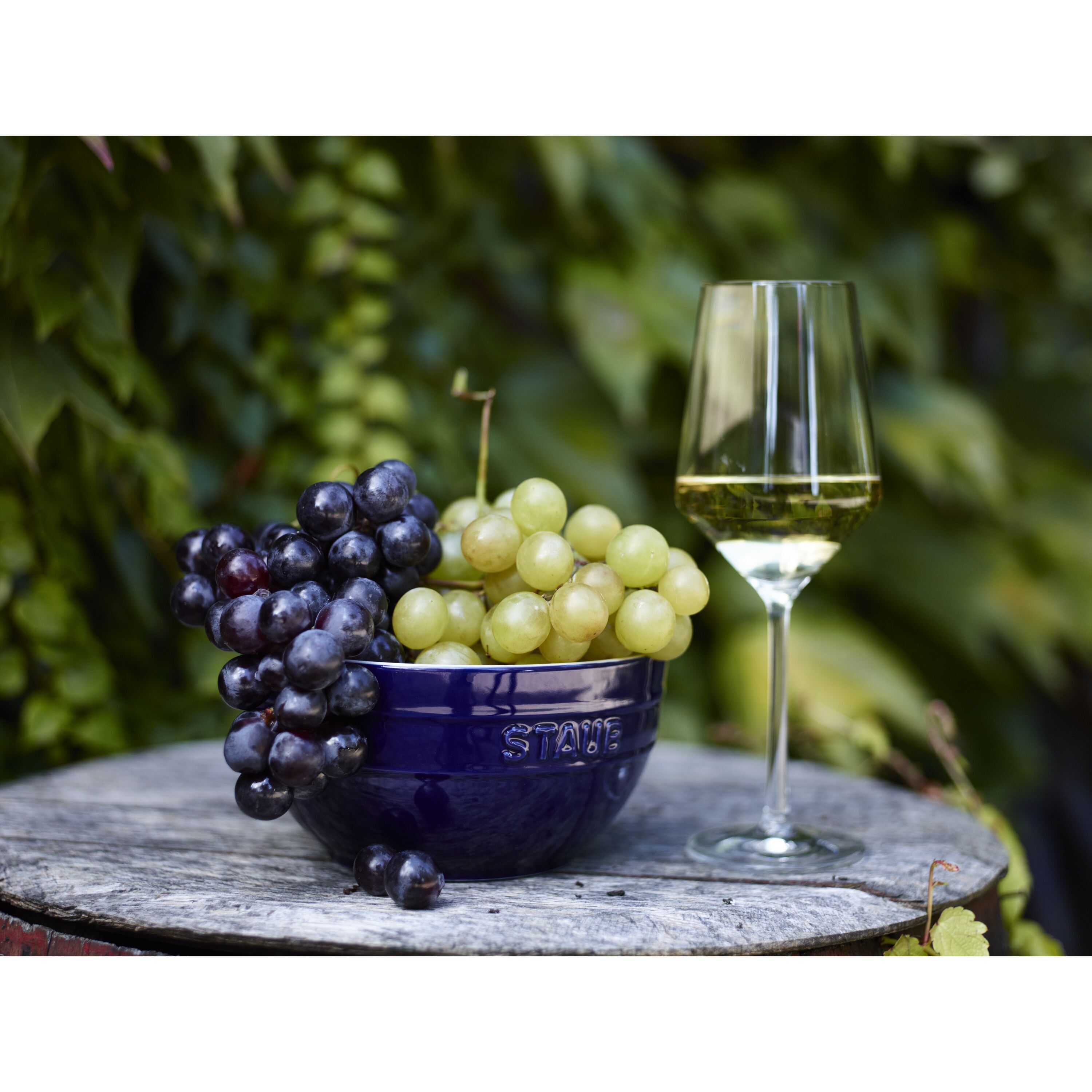 12 cm round ceramic Bowl dark-blue