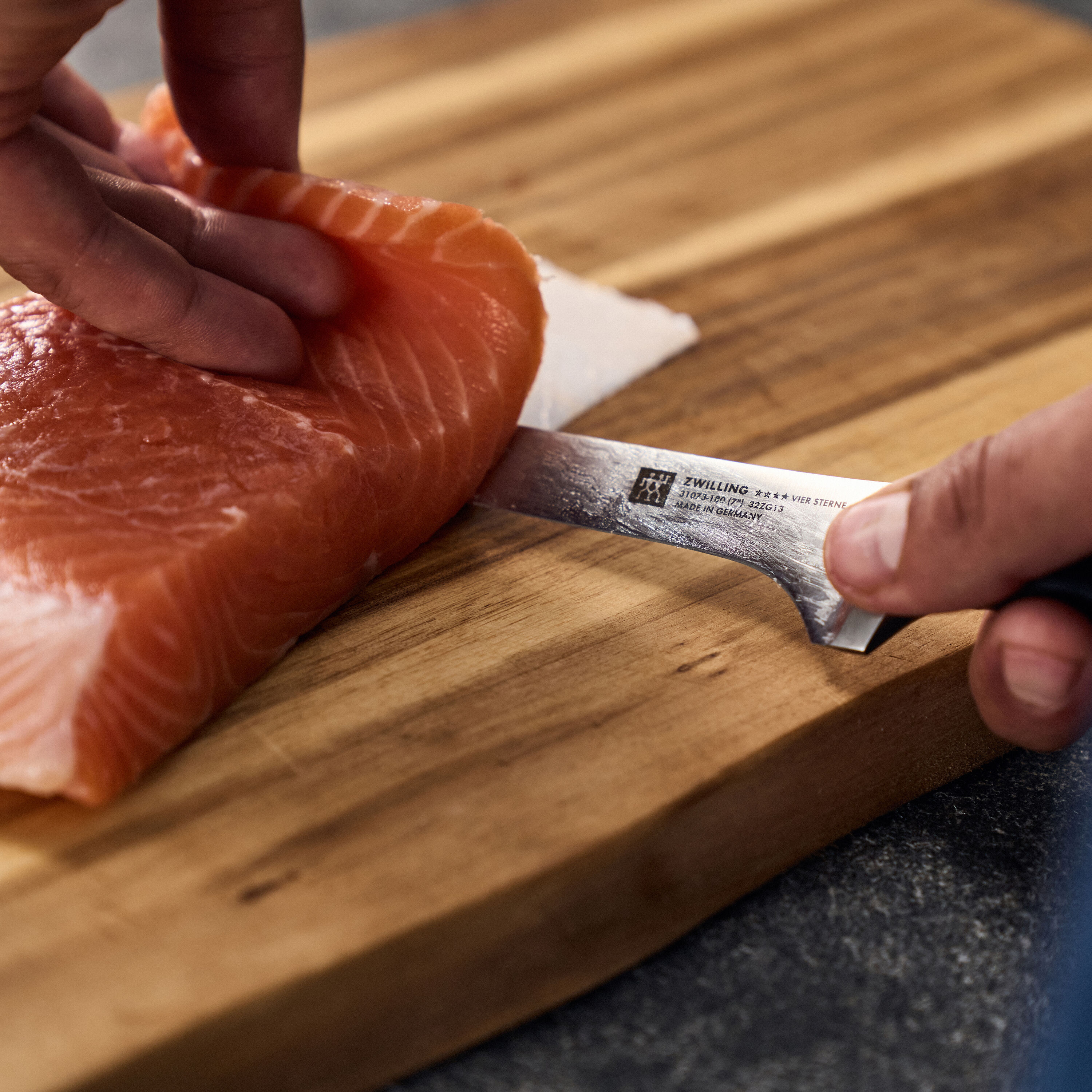 Filleting knife 18 cm