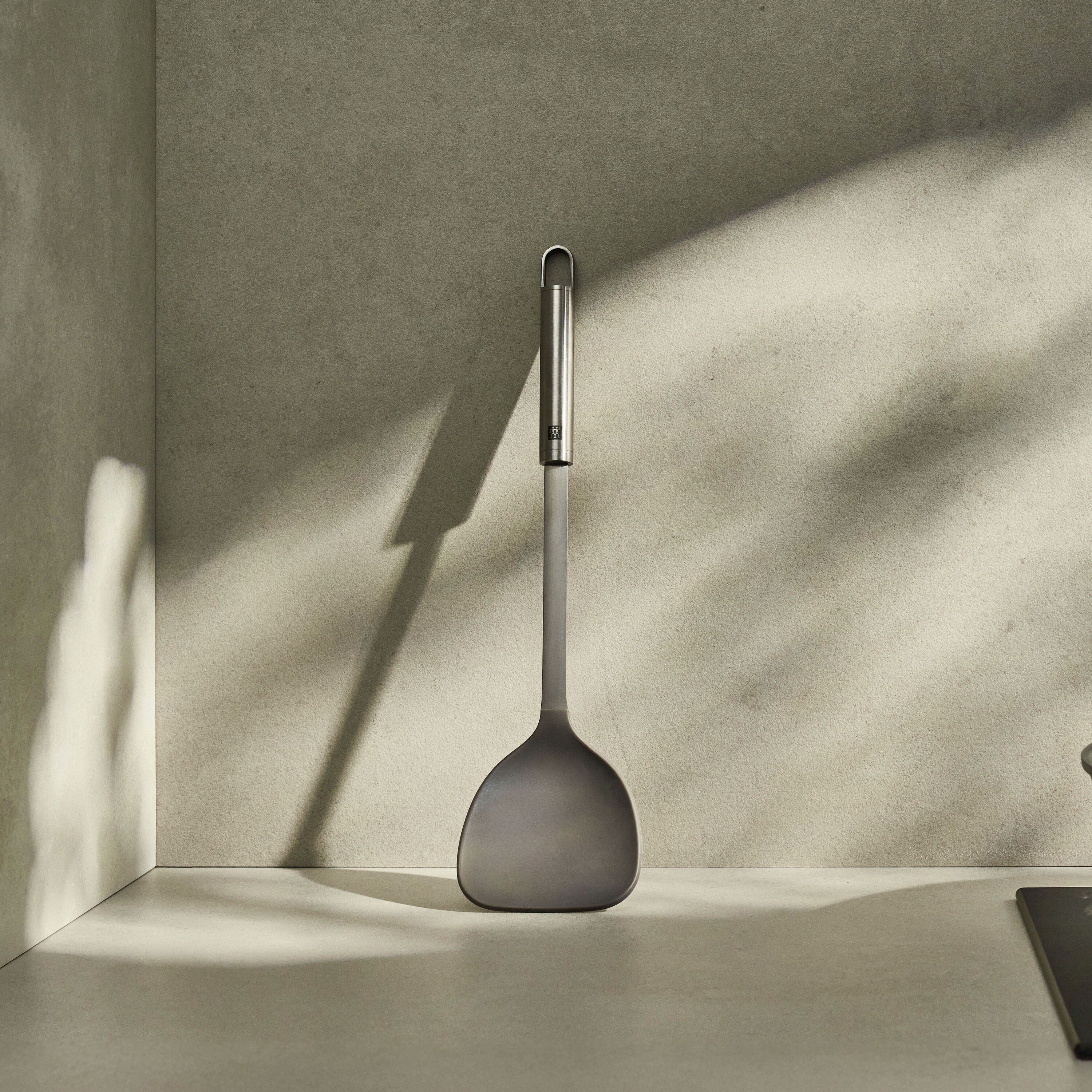 37 cm Silicone Turner