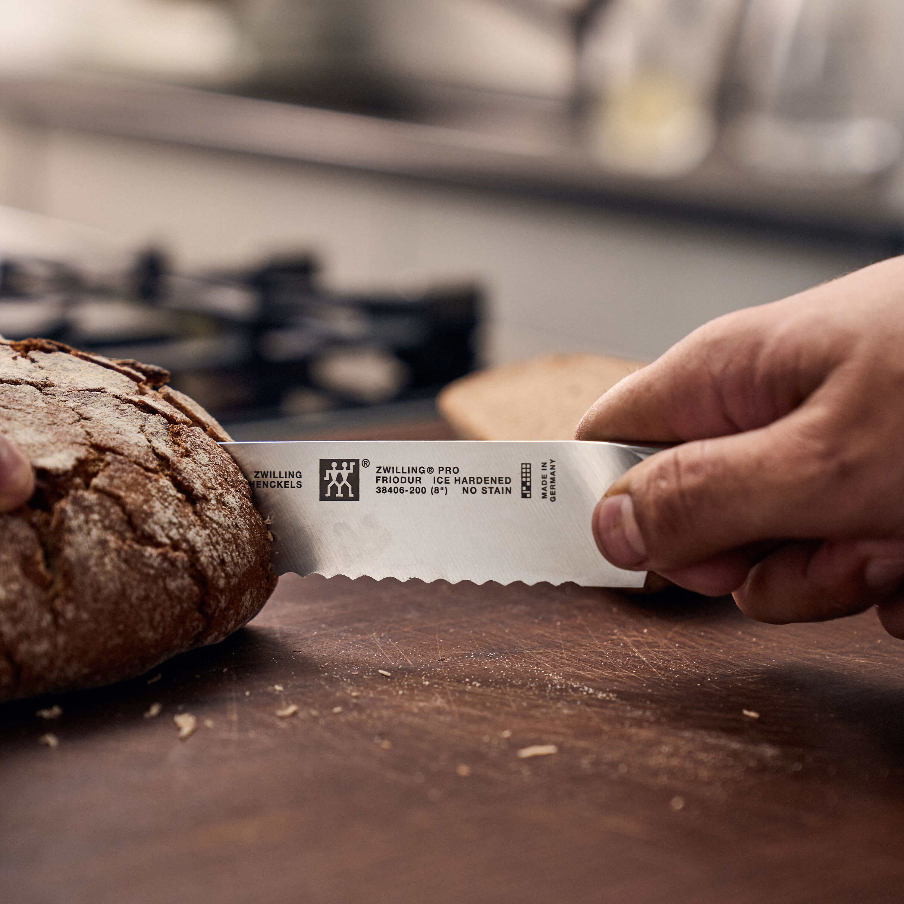 20 cm Bread knife