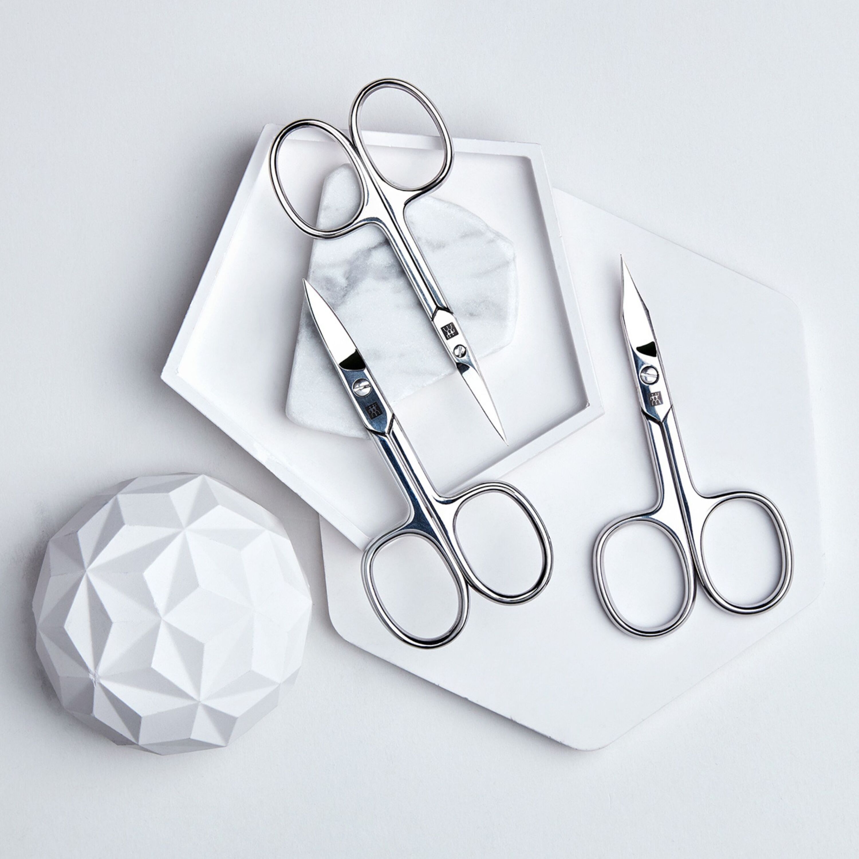 Polished 2-in-1 Nail And Cuticle Scissors