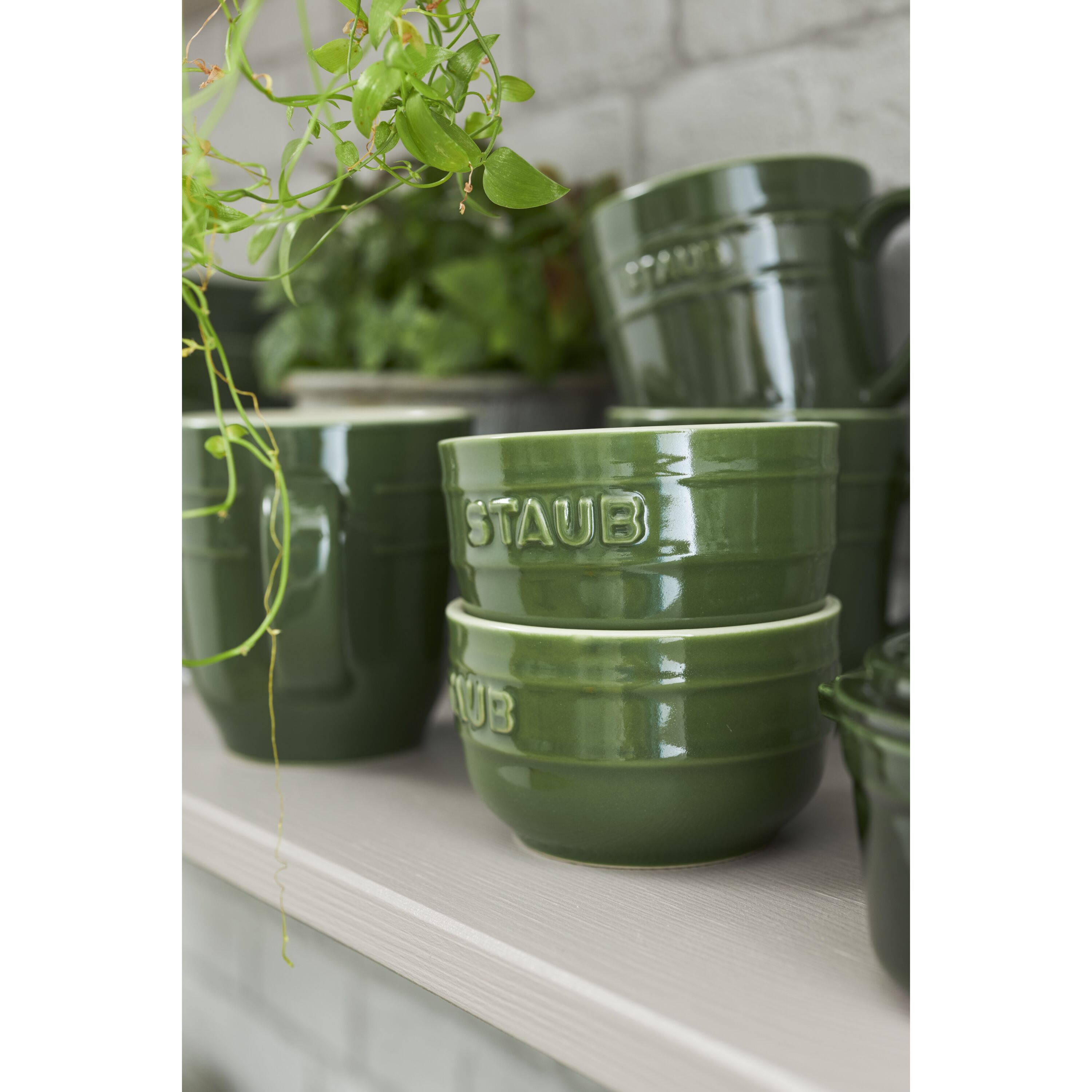 9 cm / 2-pcs round ceramic Ramekin set basil-green