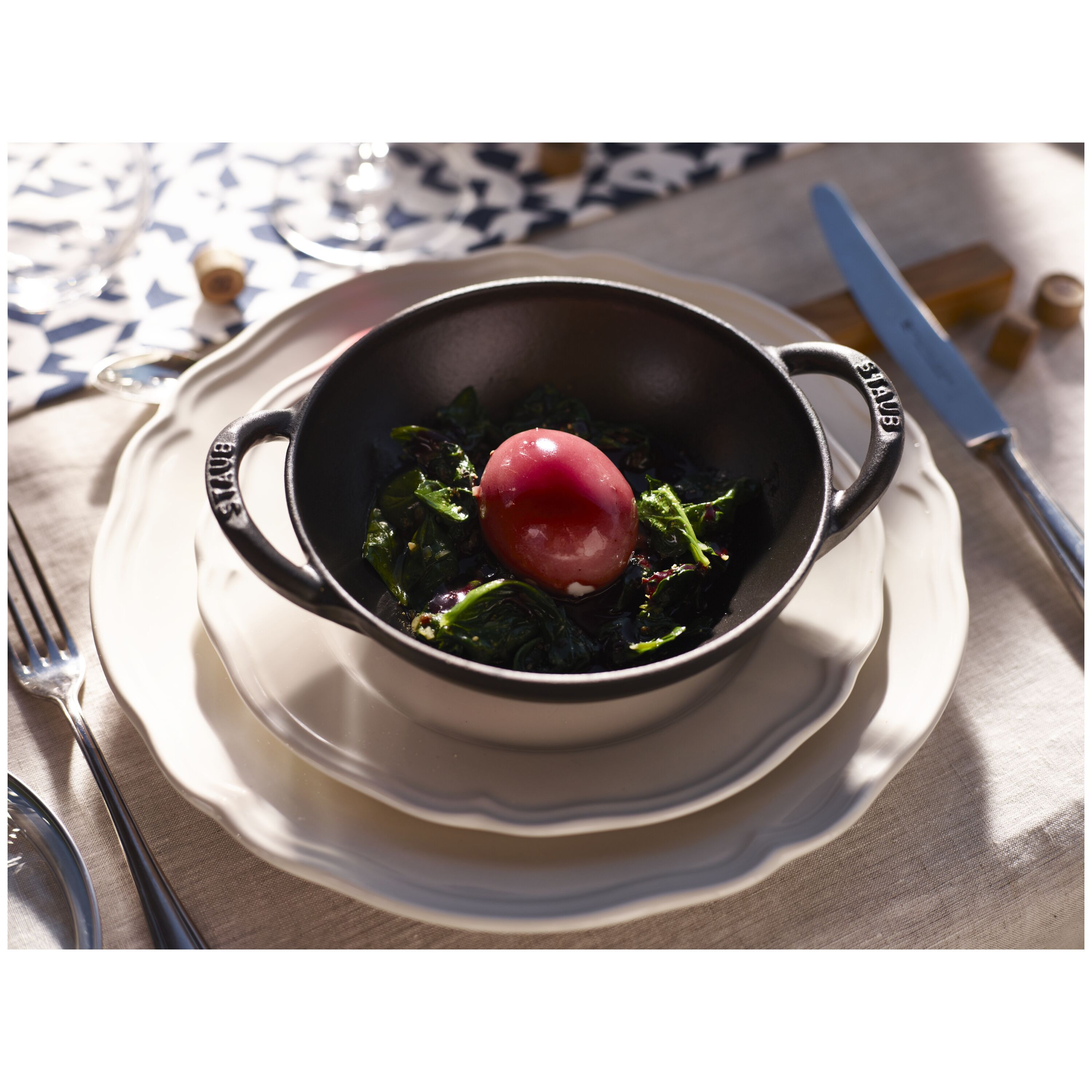 16 cm Cast iron Wok black